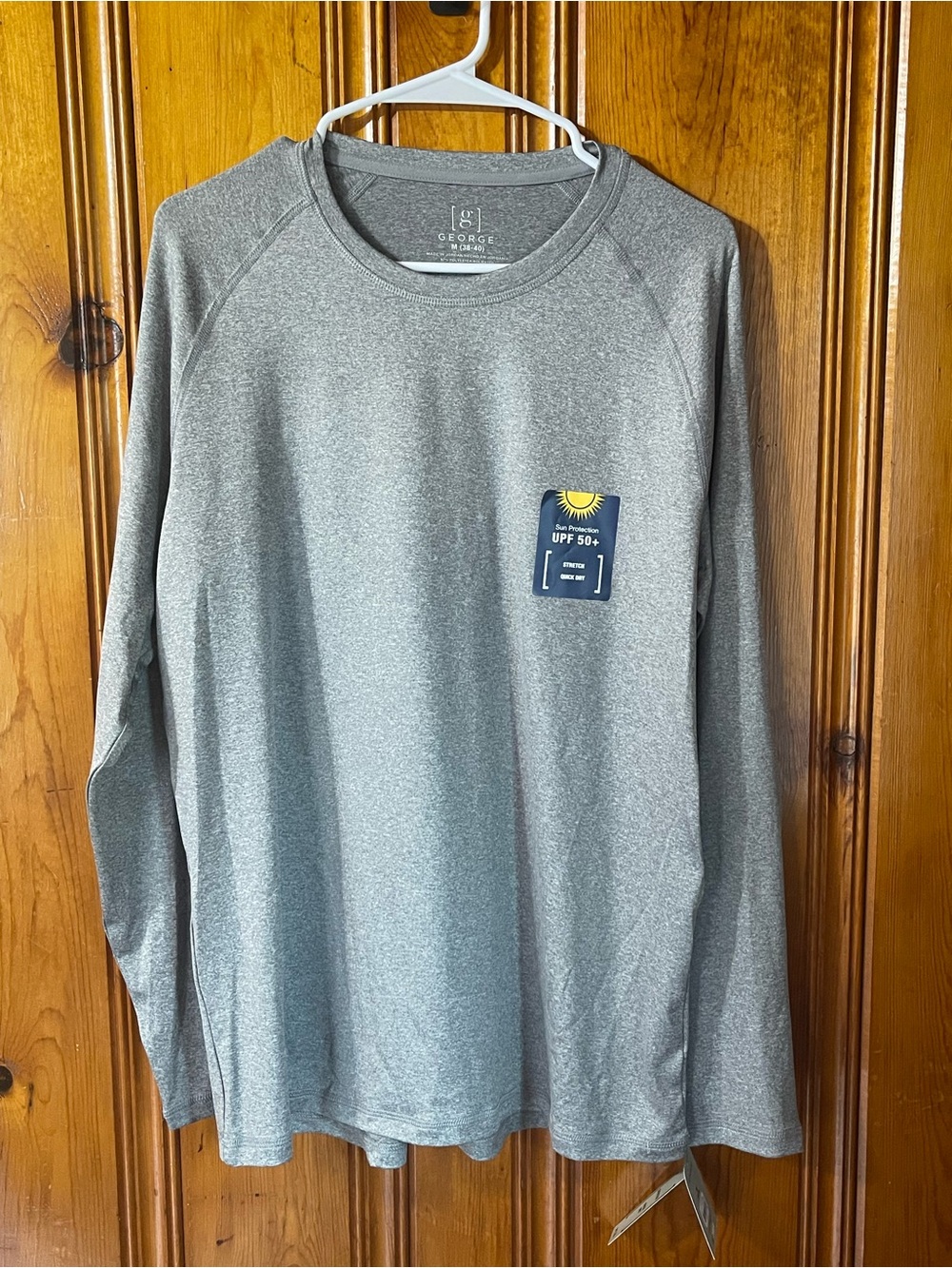 George Light Gray Men’s Long-Sleeve Performance Tee